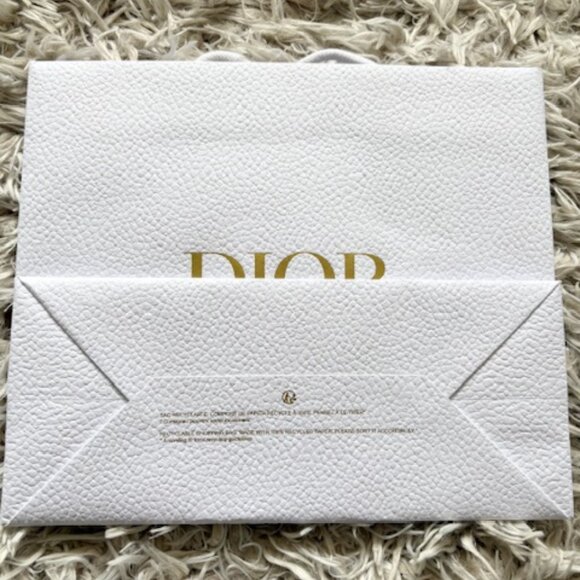 DIOR WHITE GIFT Bag - Picture 2 of 2